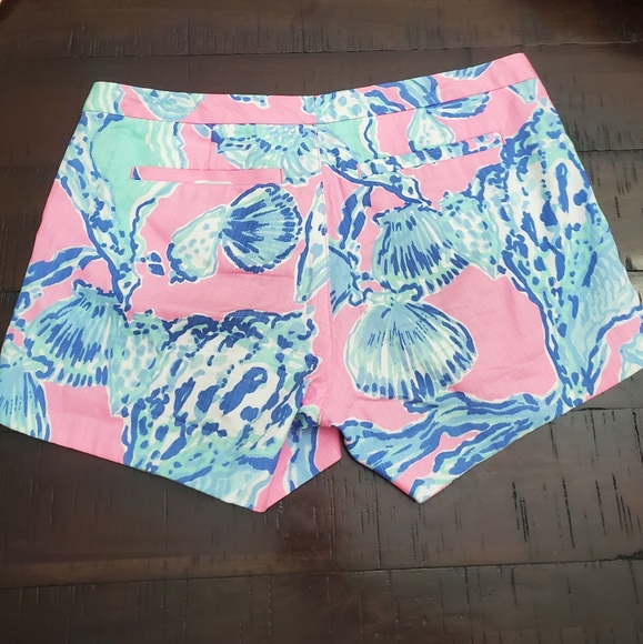 Lilly Pulitzer Adie Shorts - Picture 4 of 5